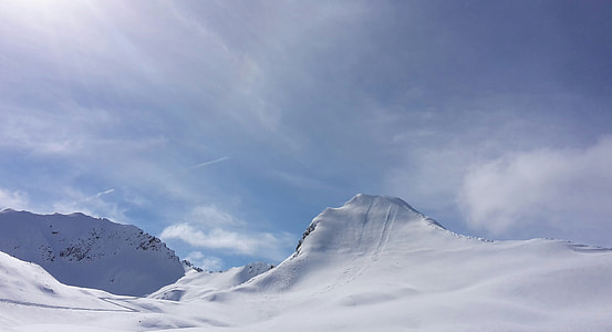 snow covered mountain thumbnail