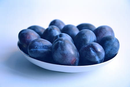 bowl of blueberries thumbnail