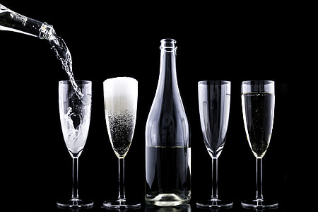 Champagne being poured into glasses thumbnail