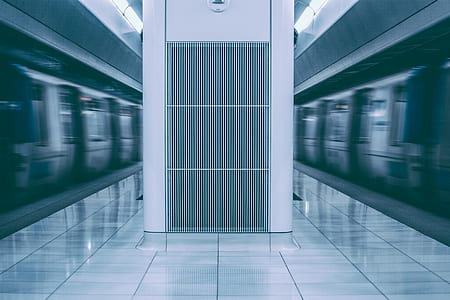 gray hallway thumbnail