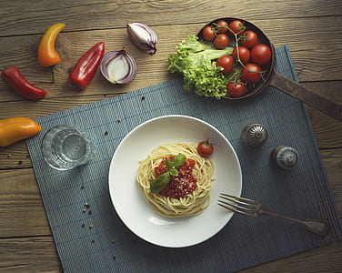 flat view of spaghetti in plate thumbnail