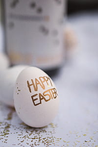 closeup photo of Happy Easters eggs thumbnail