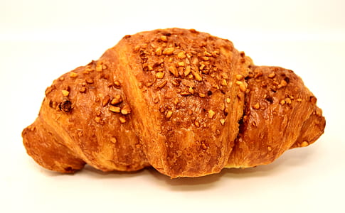 baked croissant bread thumbnail