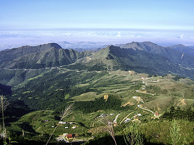 Mau Son road landscape in Vietnam thumbnail