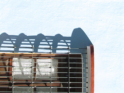 gray metal frame window thumbnail
