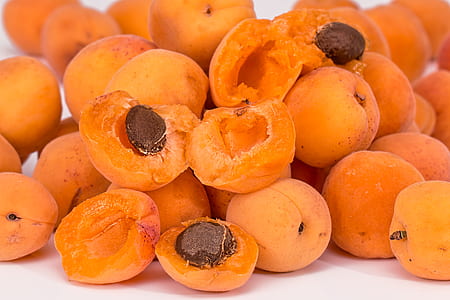 photo of round fruits thumbnail