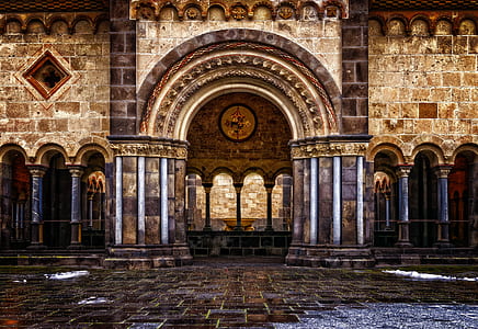 structure interior thumbnail