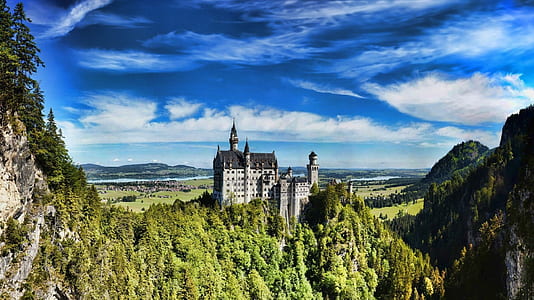 Neuschwanstein Castle at daytime thumbnail