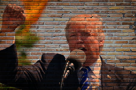 Donald Trump graffiti thumbnail
