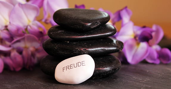 black stone fragments thumbnail