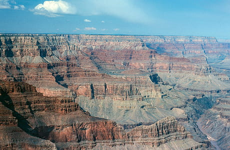 View of Grand Canyon in Arizona thumbnail