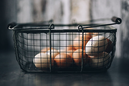 Metal wire basket with eggs thumbnail