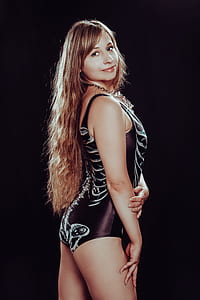 woman wearing black and white swimsuit thumbnail