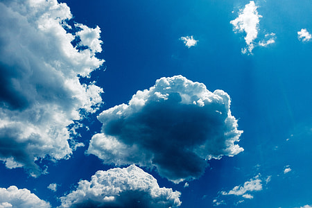 Blue sky with clouds thumbnail