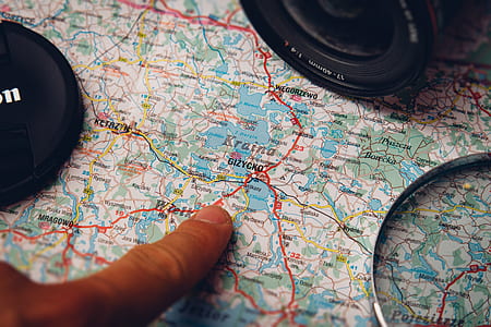 person pointing map of Kruina thumbnail