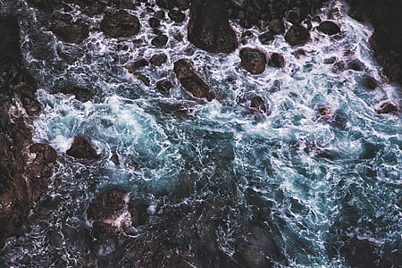 top view of ocean waves thumbnail