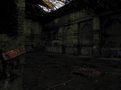 graffiti on walls thumbnail
