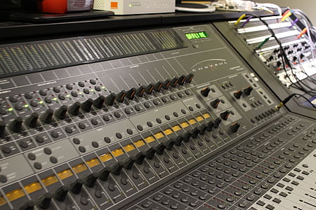 close photo of gray audio mixer thumbnail