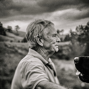 grayscale photo of man thumbnail