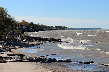 Water washing on the shores of Lake Eerie in Buffalo, New York thumbnail