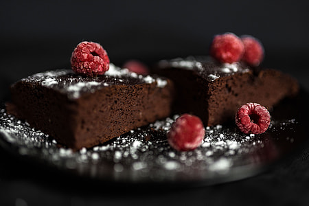 GLUTEN-FREE, RED BEAN BROWNIE WITH PEANUT BUTTER thumbnail