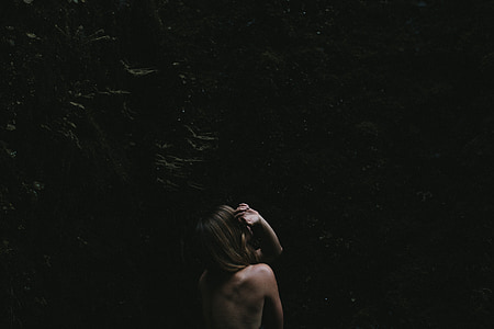 photo of topless woman thumbnail