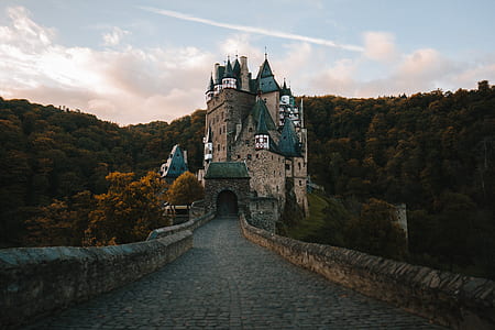 landscape photography of gray and blue castle thumbnail