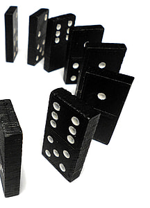 dominoes lot thumbnail