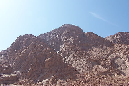 brown mountain over horizon thumbnail