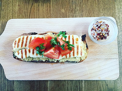 grilled fish with tomatoes thumbnail