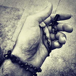 black rosary thumbnail