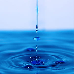 closeup photo of water drop thumbnail