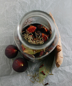 shallow focus photography of clear glass jar thumbnail