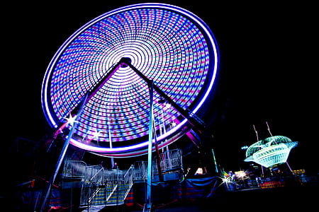 Ferris Wheel in time lapse photo during night thumbnail
