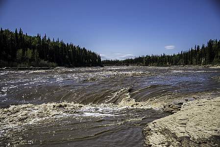 Water going into Alexandria Falls thumbnail