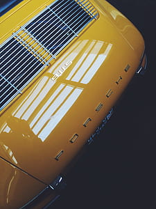 yellow Porsche 911S car thumbnail