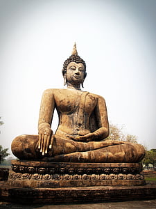 Gautama Buddha statue during daytime thumbnail