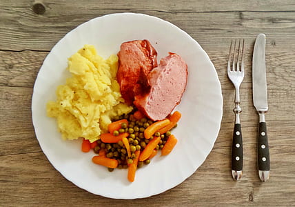 flat-lay photography of sausage and egg thumbnail