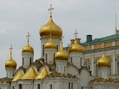 white and gold mosque thumbnail