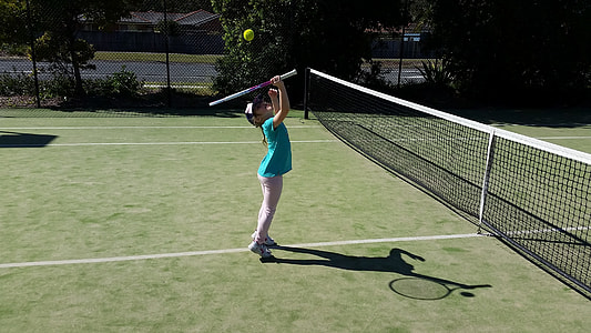 girl playing tennis thumbnail
