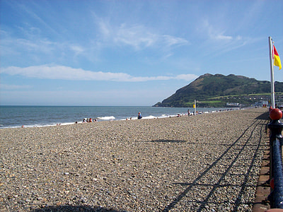 Seafront and Bray Head in Ireland thumbnail