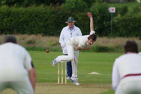 man playing cricket game thumbnail