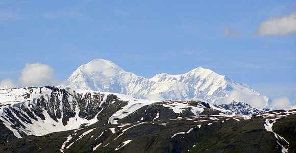 View of the Peaks of Denali, Alaska thumbnail
