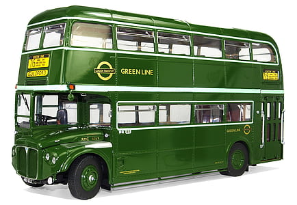 green Green Line bus thumbnail