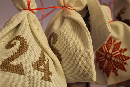 beige fabric bags thumbnail