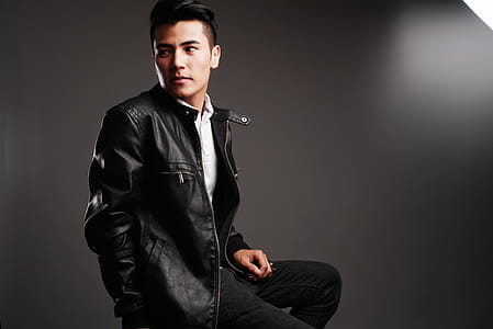 Man in Black Leather Full-zip Jacket thumbnail