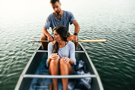 Couple in Canoe Boat thumbnail