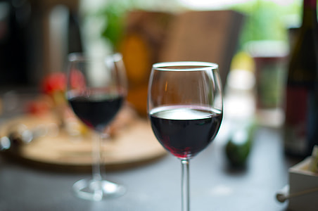 clear wine glass thumbnail