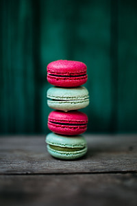 Pink & Green Macaroons thumbnail