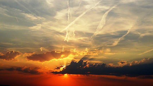 white sky and clouds thumbnail